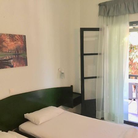 Nikos Apartments 阿菲托斯 外观 照片